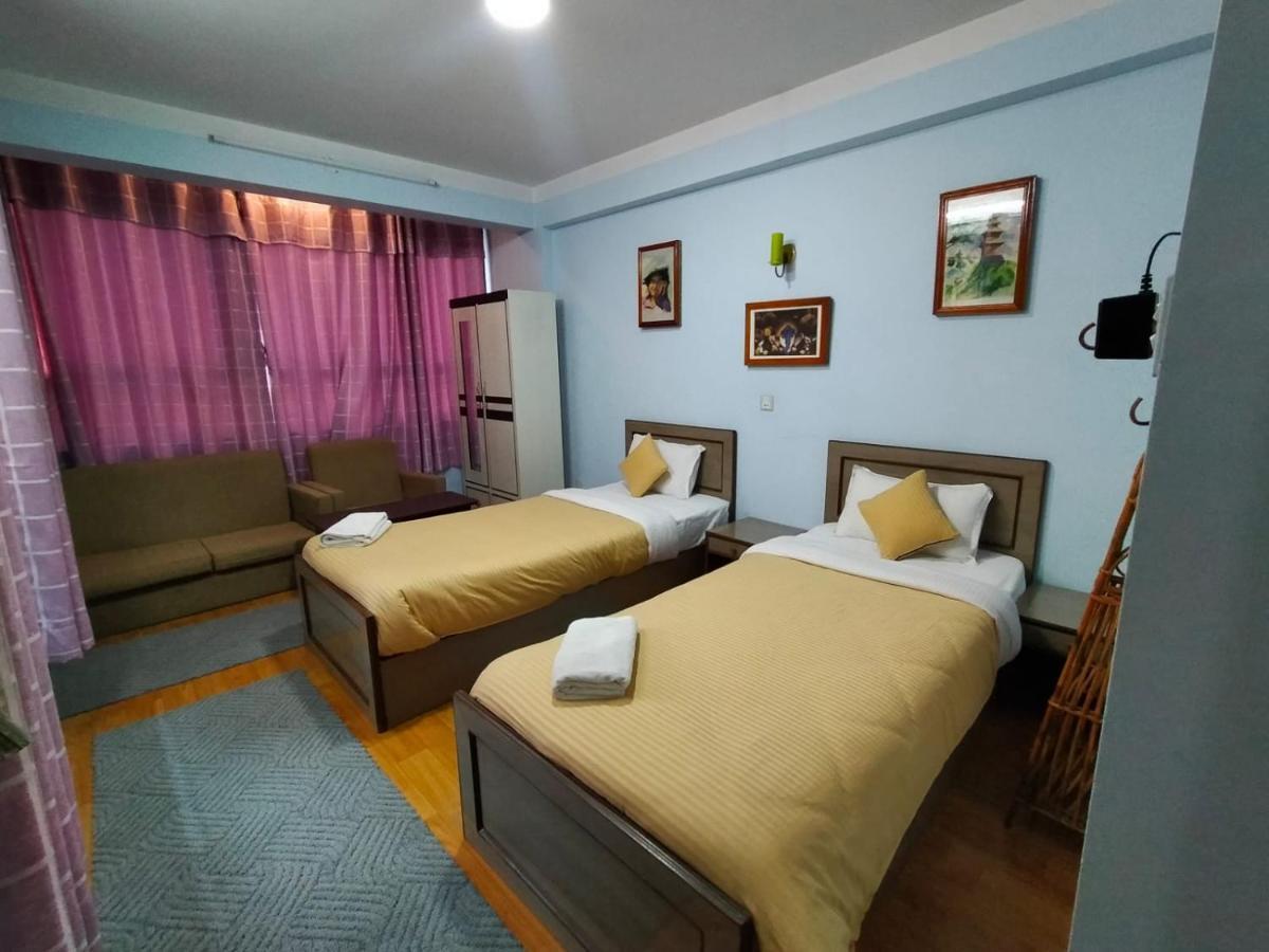 Hotel Pristine Катманду Екстериор снимка