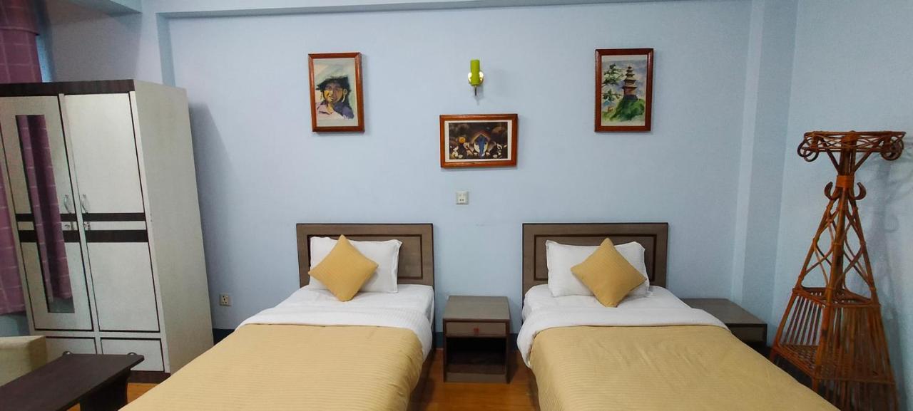 Hotel Pristine Катманду Екстериор снимка