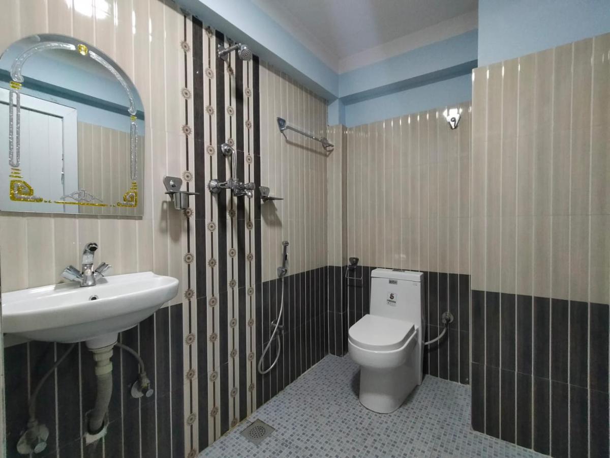 Hotel Pristine Катманду Екстериор снимка