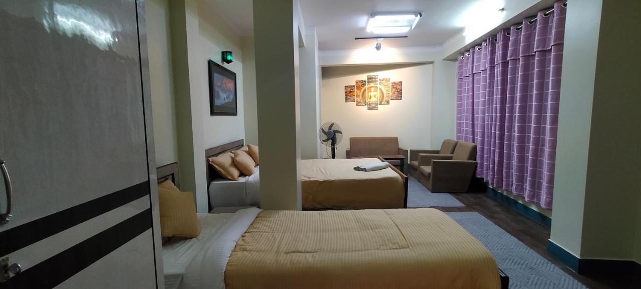 Hotel Pristine Катманду Екстериор снимка